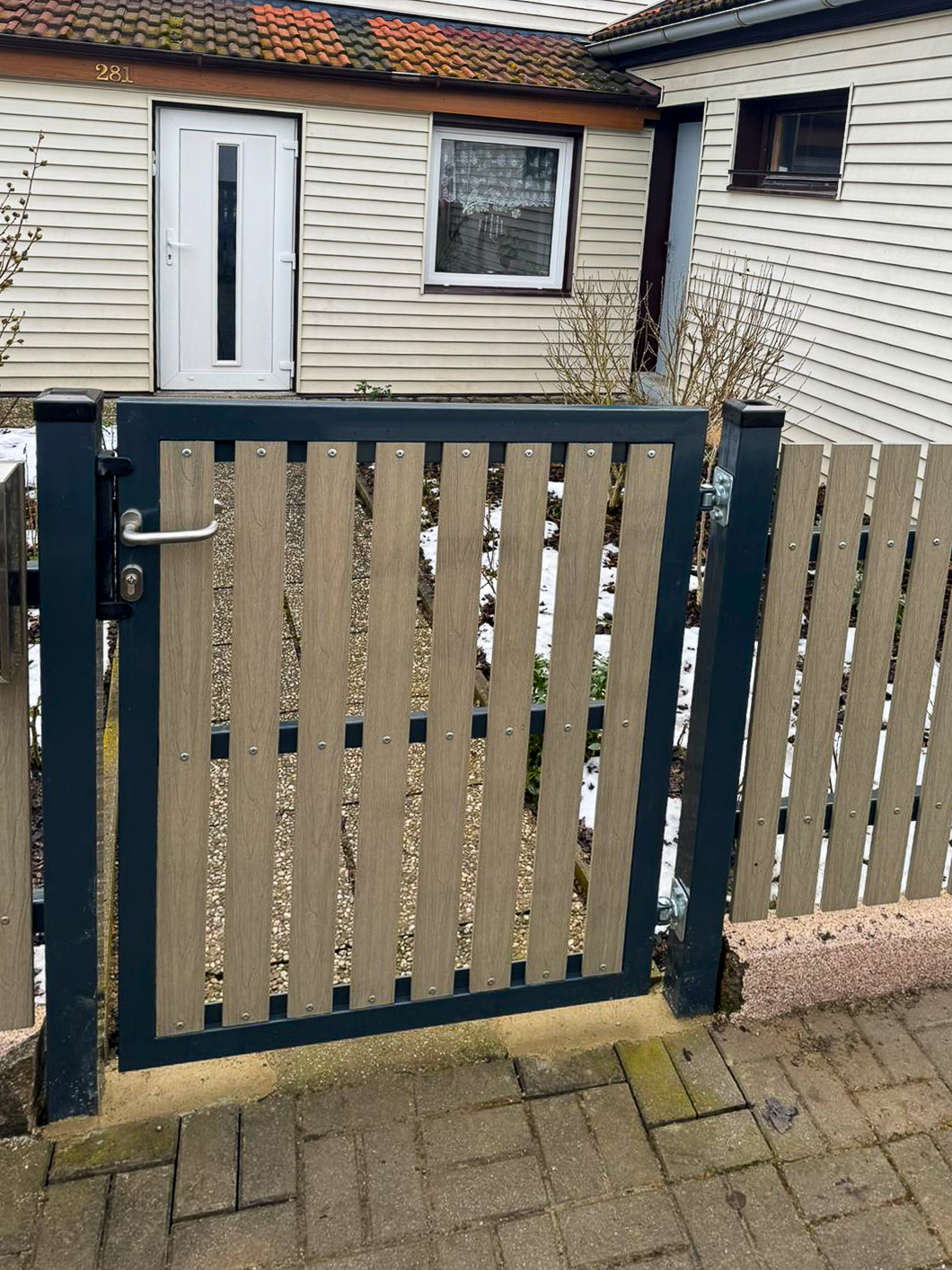 WhatsApp Image 2025-12-02 at 07.38.28